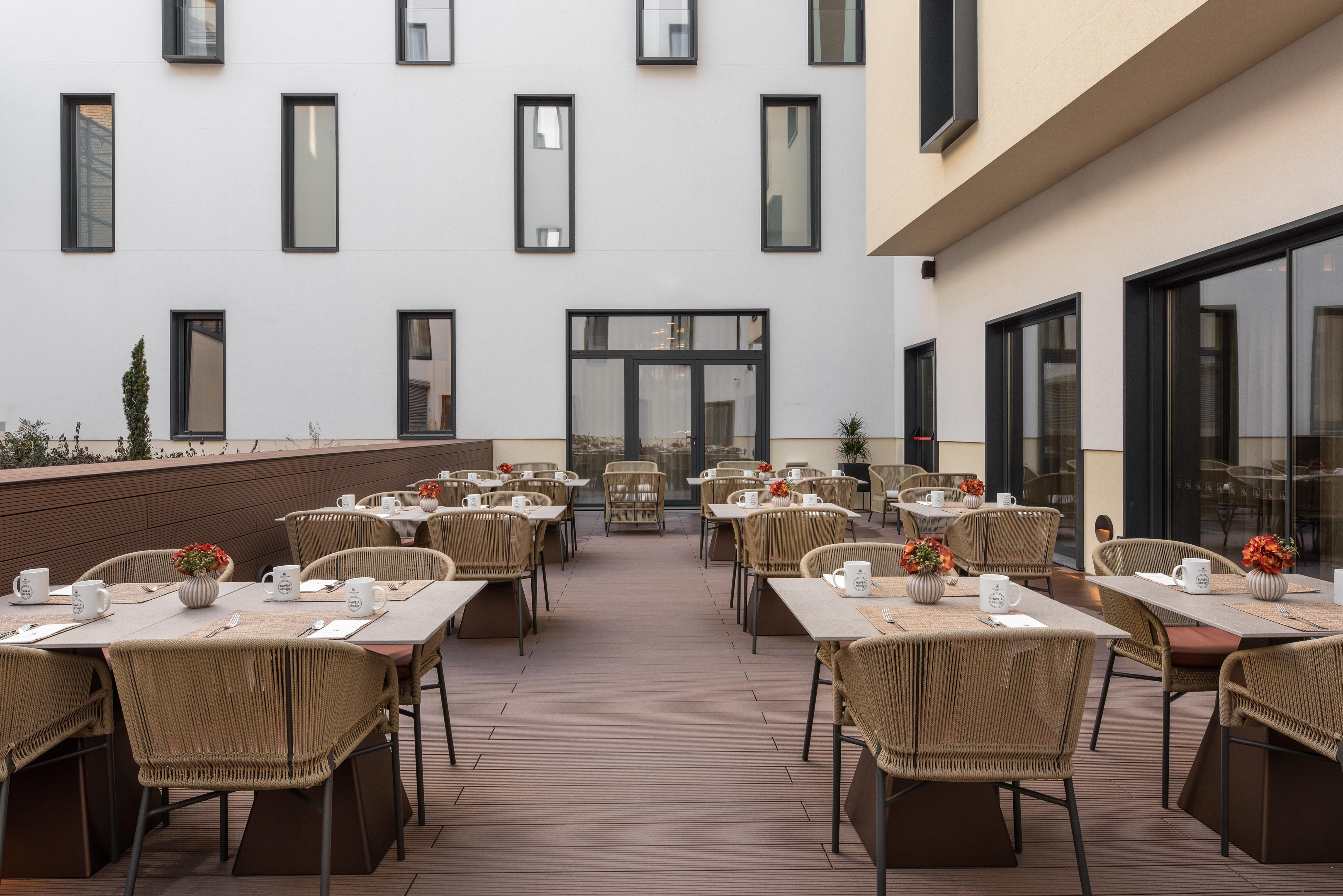 Eurostars Ambassador Hotel